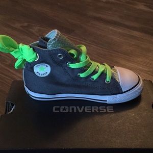 Converse: Girls Grey & Neon Green